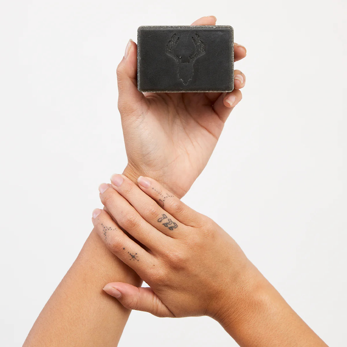 Mad Rabbit Exfoliating Bar Soap - Creata Beauty - Professional Beauty Products