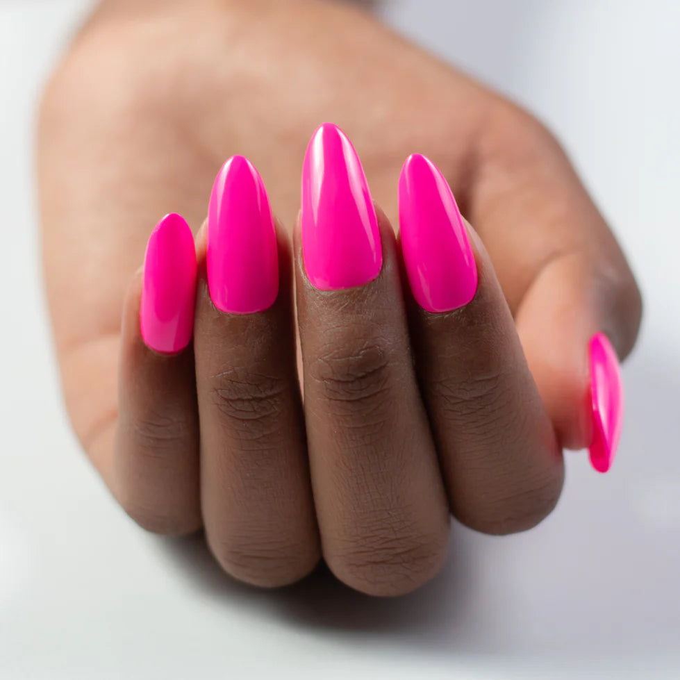 Light Elegance ButterCream - Backseat Necking - Creata Beauty - Professional Beauty Products