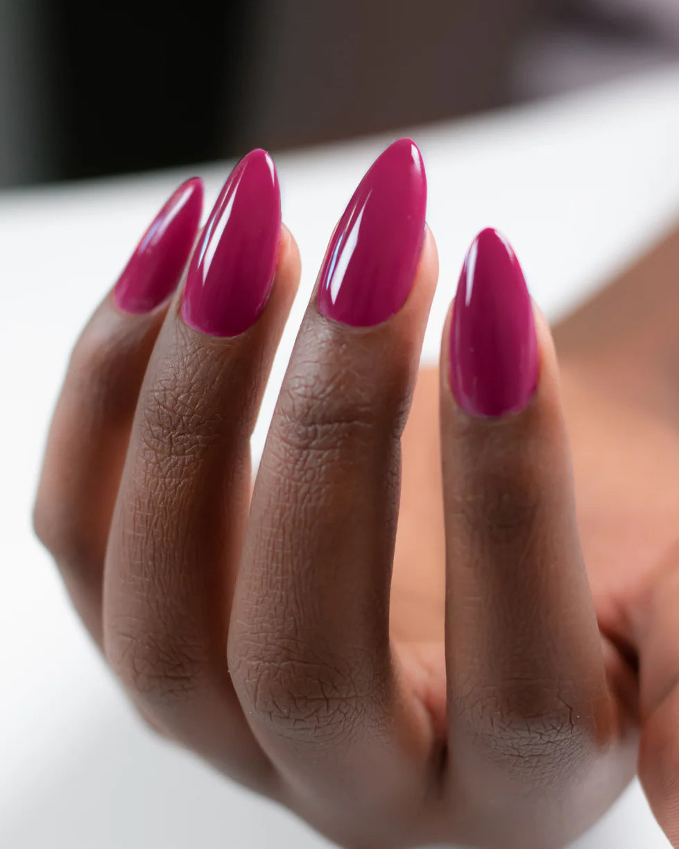 Light Elegance ButterCream - Chairlift Chit-Chat - Creata Beauty - Professional Beauty Products