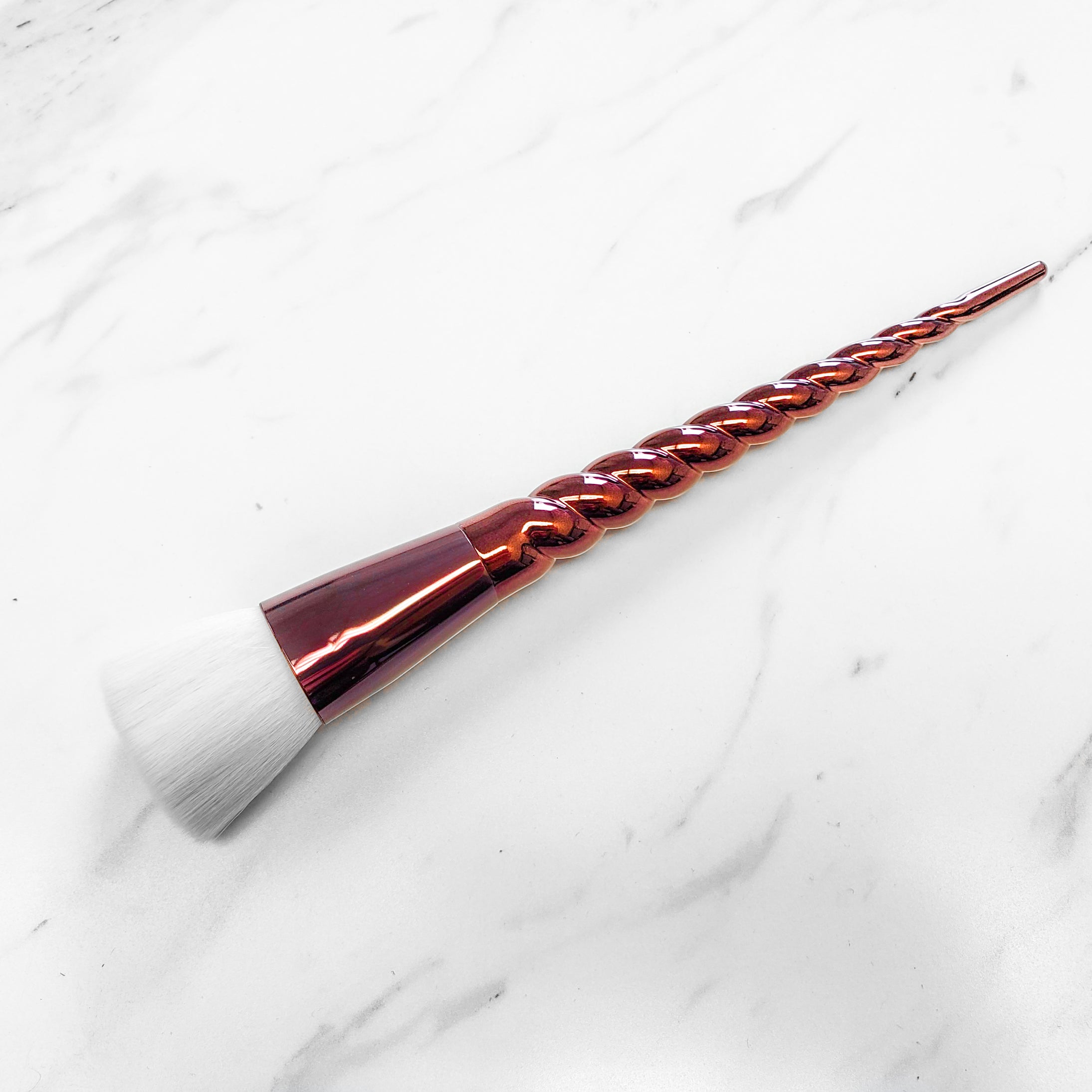 Fuzion Brush - Unicorn Duster - Creata Beauty - Professional Beauty Products