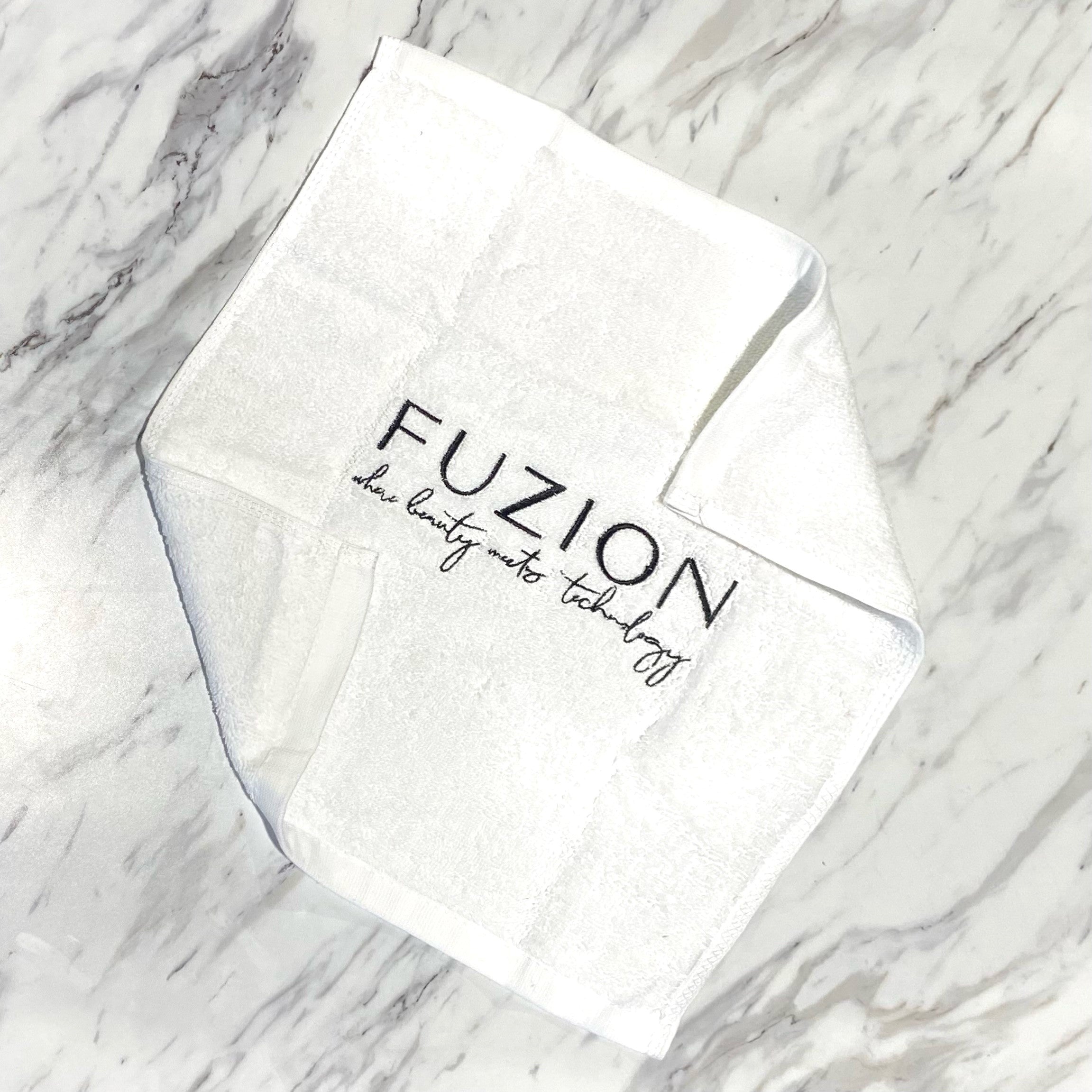Fuzion Towel (White) - Creata Beauty - Professional Beauty Products