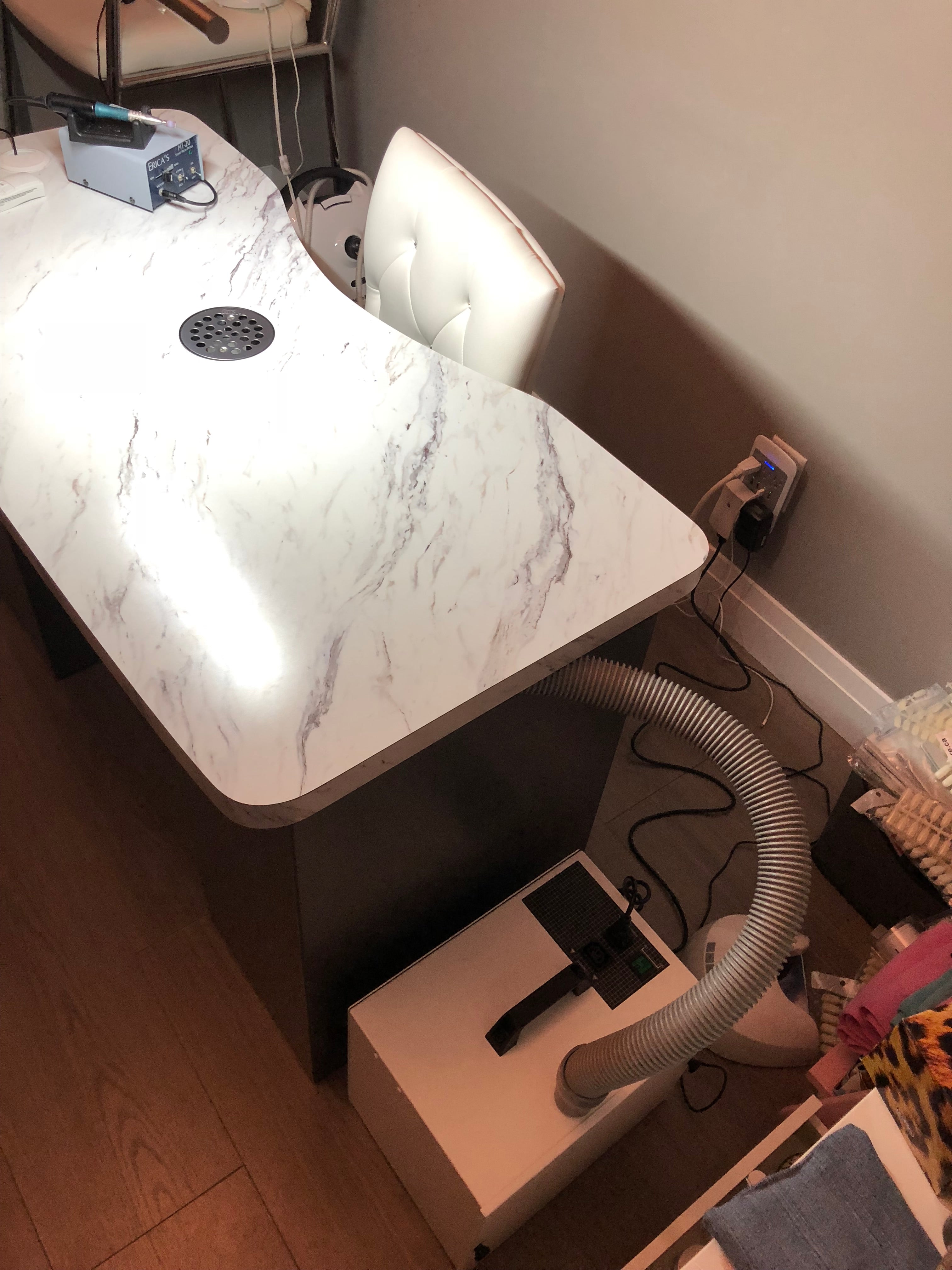 Medicool Nail Desk ManiVac System